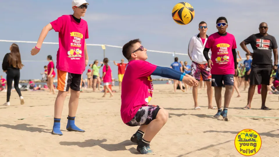 Young Volley on the beach 2025