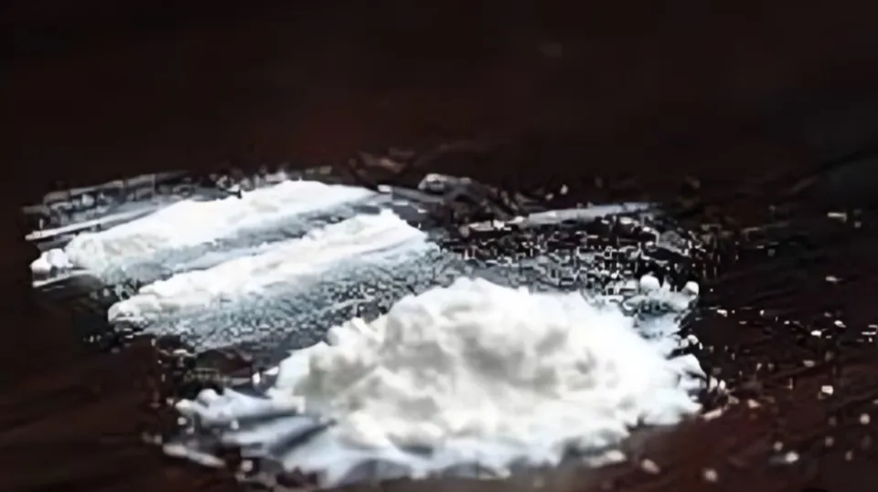 Alcuni grammi di cocaina (repertorio)