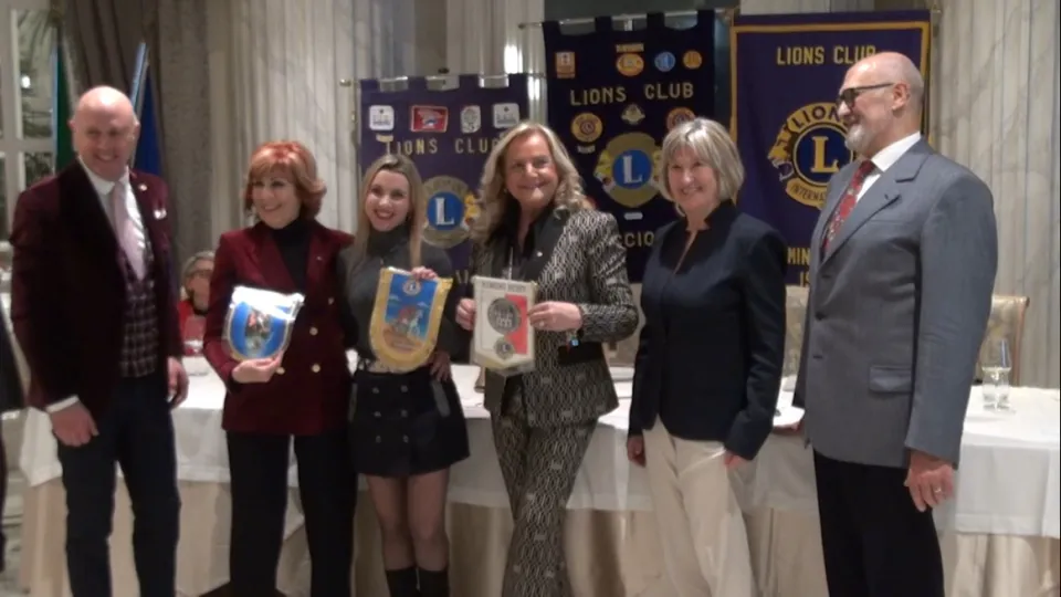 Alessia Refolo insieme ai presidenti dei tre Club Lions