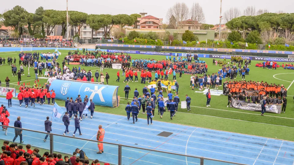 Basket e calcio allo stadio 