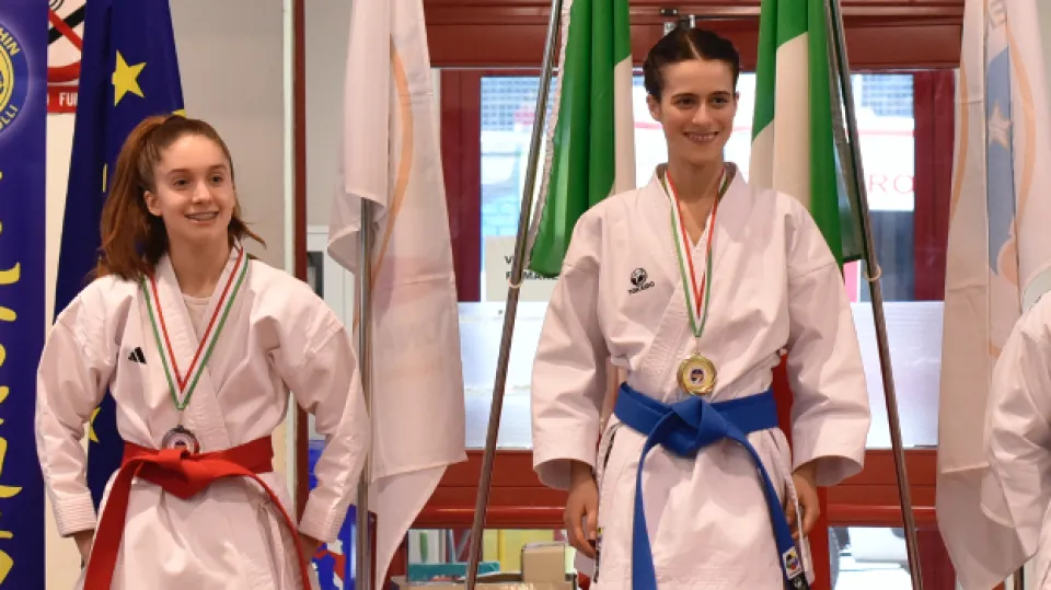 Bianca Tartaglia (oro) e Agata Circiello (argento) sul podio