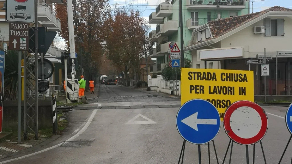 Cantiere via Fratelli Cervi