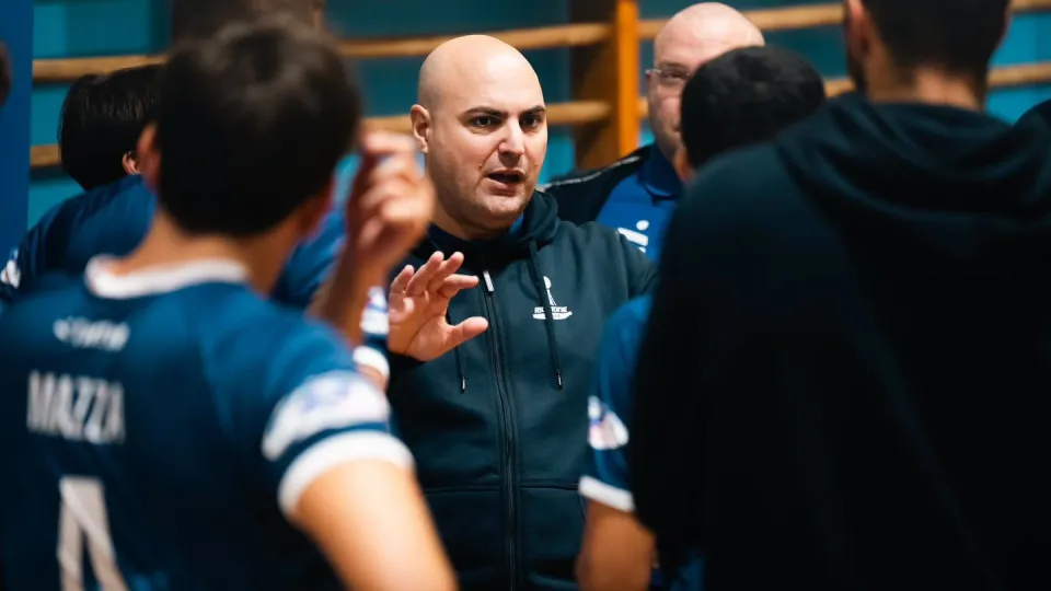 Claudio Botteghi durante un time out