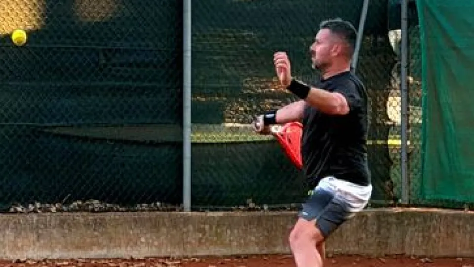 Cristian Pucci in azione sui campi del Tc Viserba