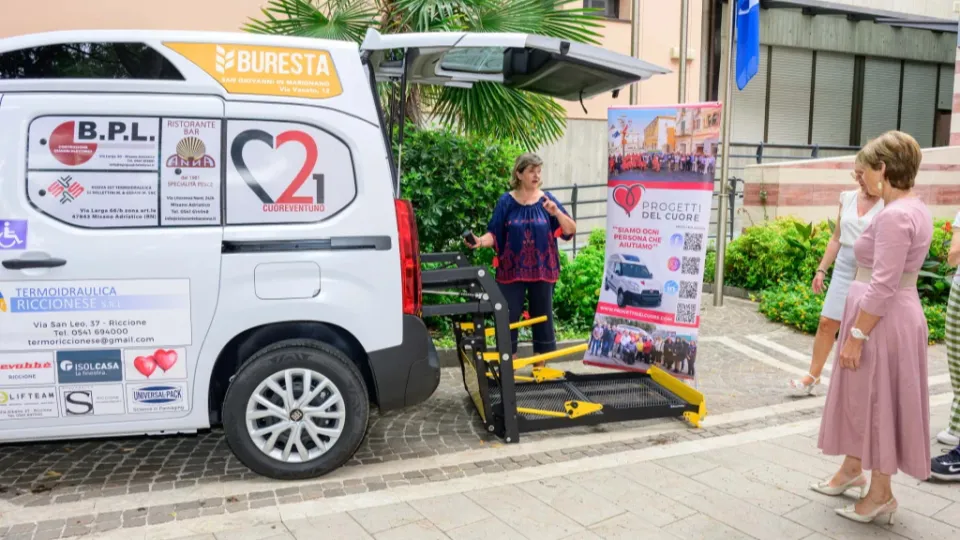 cuore 21 riccione furgone