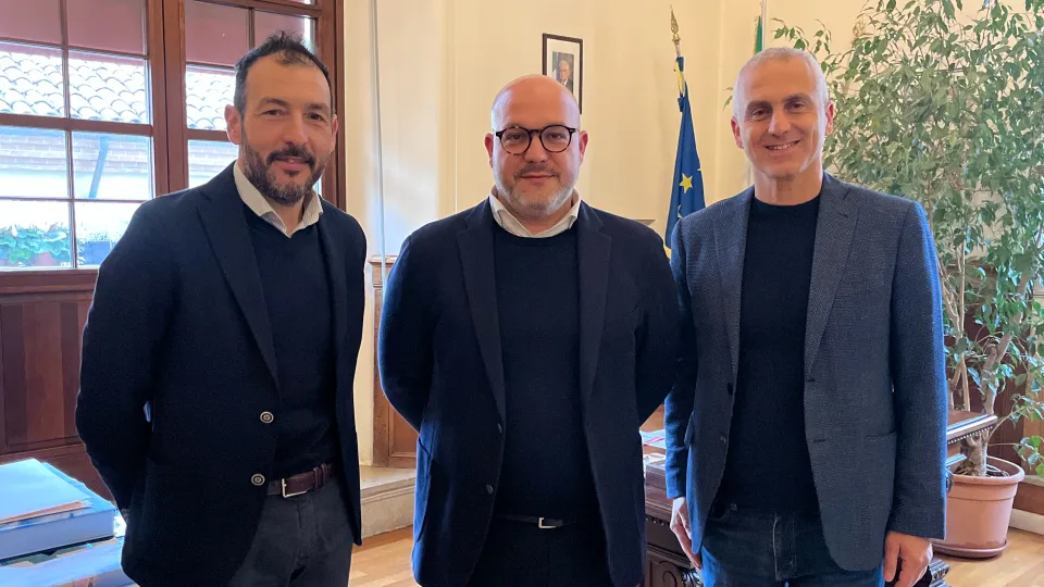 da sx: Forlani, Perazzini e Sadegholvaad