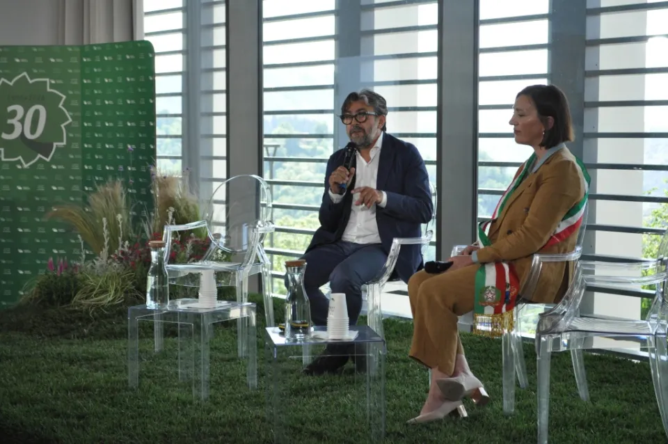 Stefano Bellavista, Presidente di Sogliano Ambiente, con la Sindaca di Sogliano al Rubicone, Tania Bocchini;