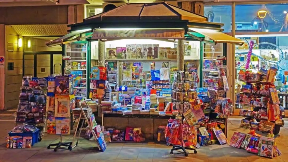 edicola marco amaducci via cairoli