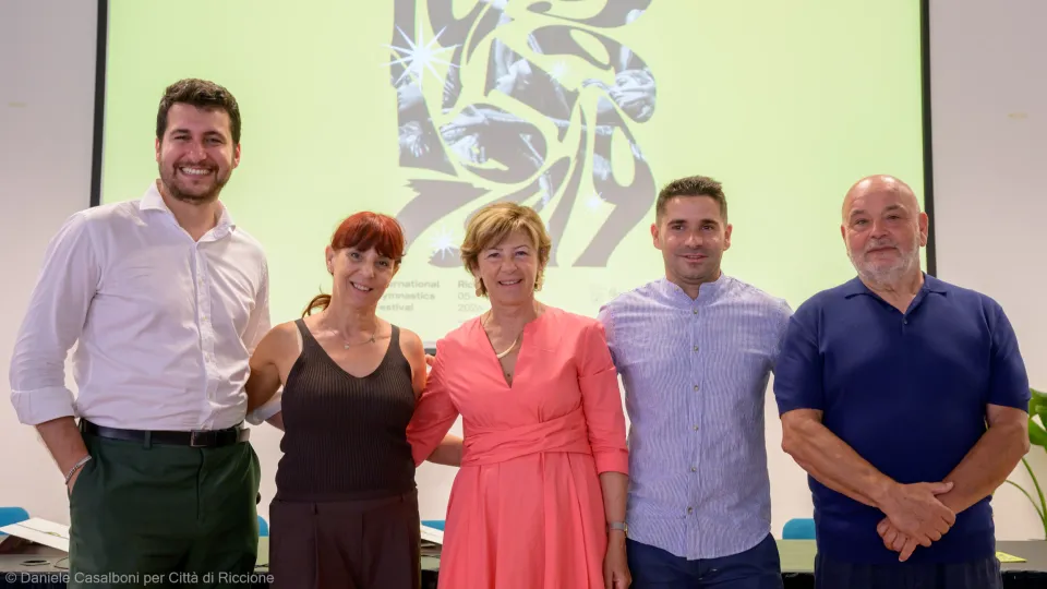 Foto al termine della conferenza stampa di presentazione