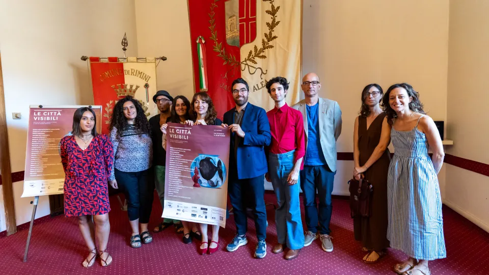 Foto al termine della conferenza stampa