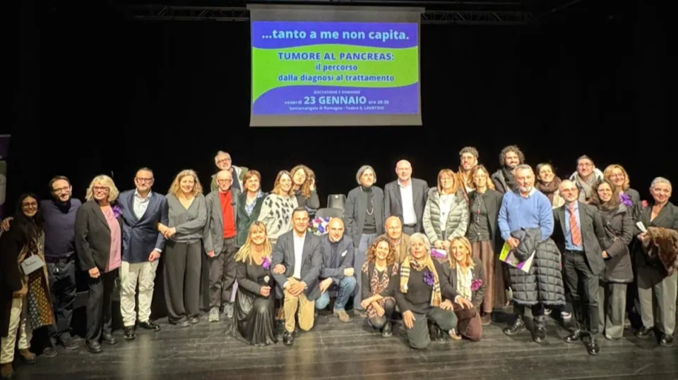 Foto di gruppo dei relatori a fine serata