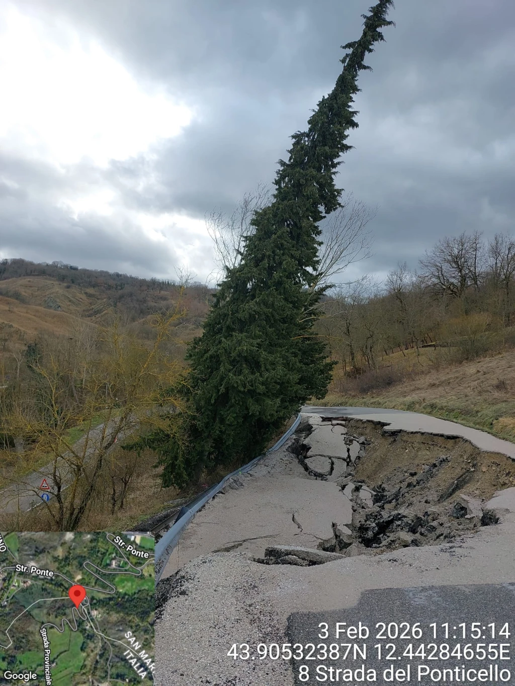 la frana sulla strada provinciale 86 a Sassofeltrio