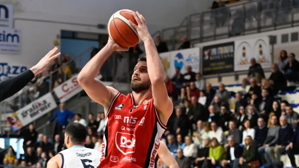 Giovanni Tomassini al tiro