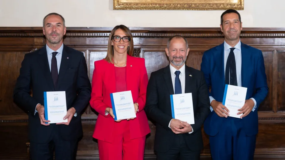 i Capitani Reggenti e Luigi Angelini