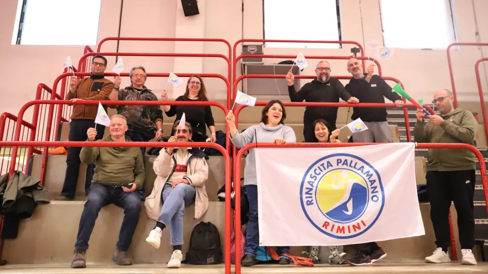 I genitori dei giocatori di Rinascita Pallamano in trasferta