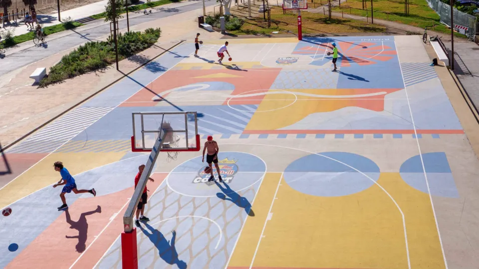 Il Beach Court di Piazza Kennedy