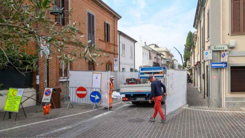 il cantiere sul corso F.lli Cervi