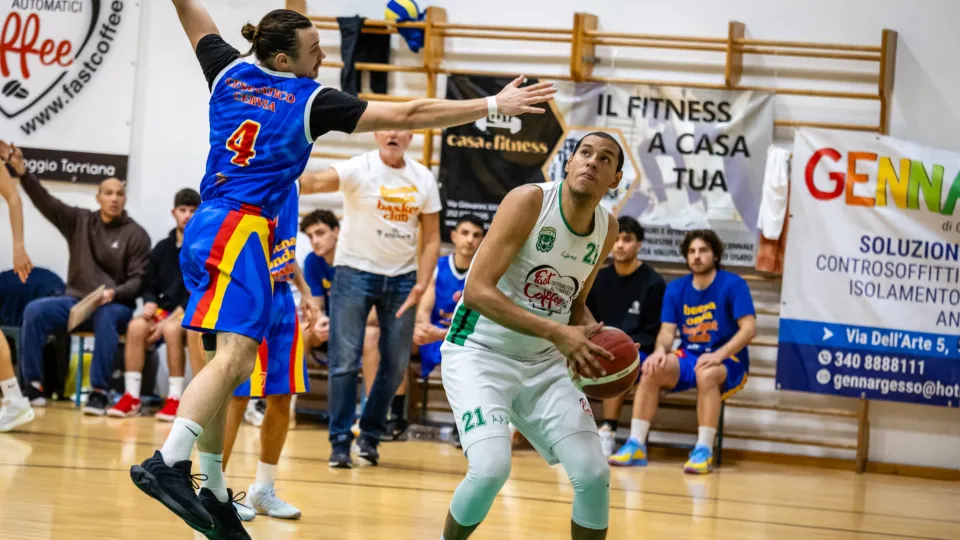 Il centro dei Villanova Tigers Miro Ceccarelli (Foto @Alfio Sgroi)