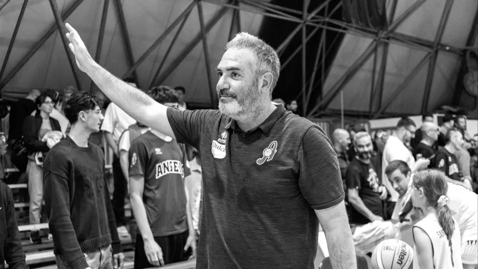 Il coach degli Angels Santarcangelo, Davide Tassinari