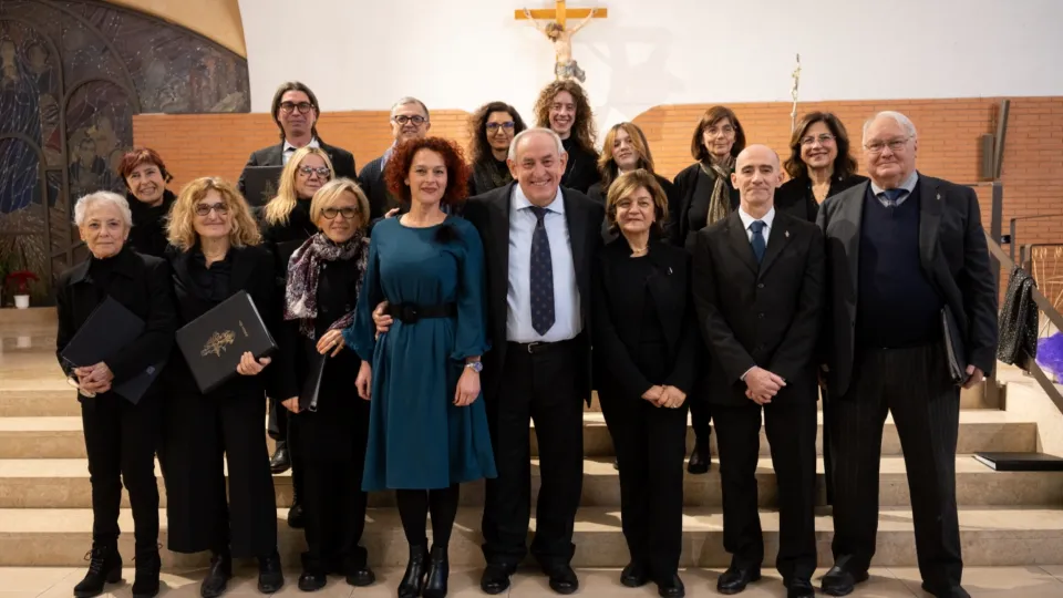 Il Coro con il Maestro Muro