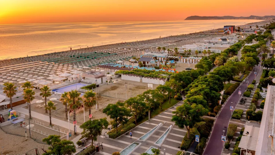 il lungomare di Riccione visto dall'alto