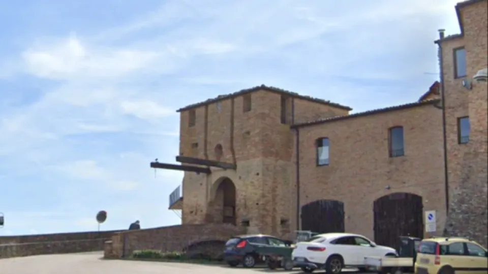 il Municipio di Mondaino (Google Maps)