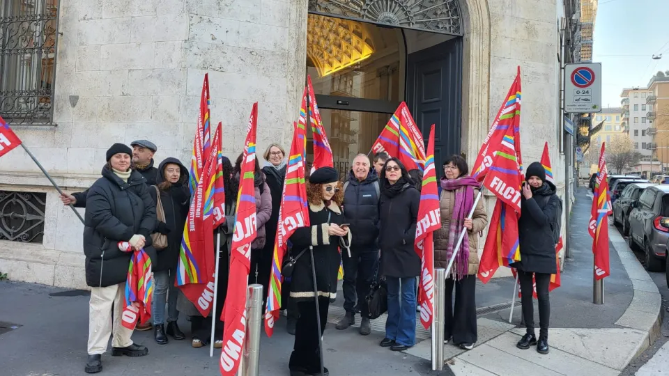 il presidio a Milano