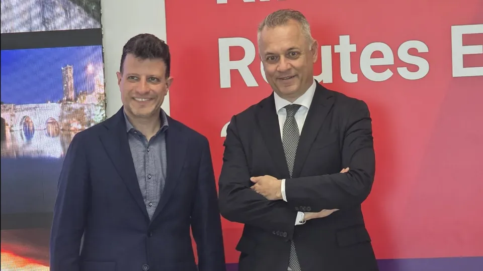 Il sindaco di Santarcangelo Sacchetti insieme a Corbucci