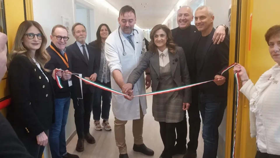 il taglio del nastro