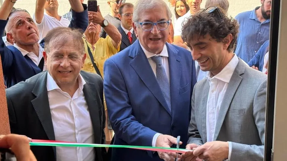 inaugurata la nuova sede di Fratelli d'Italia a Rimini (da fb Nicola Marcello)
