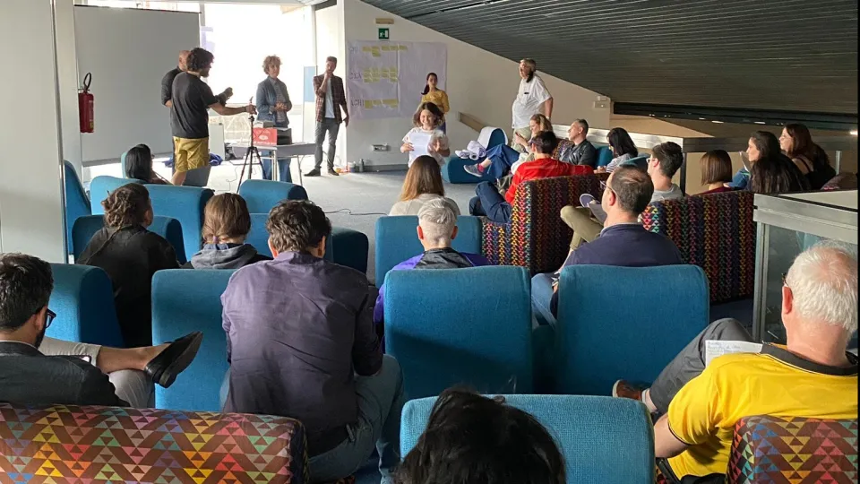 incontri all'ex Astoria