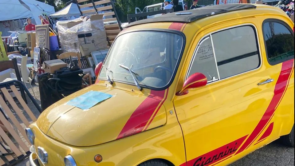 La 500 venduta all'asta