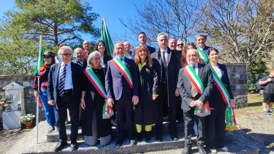 la commemorazione