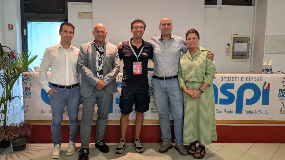la conferenza di presentazione