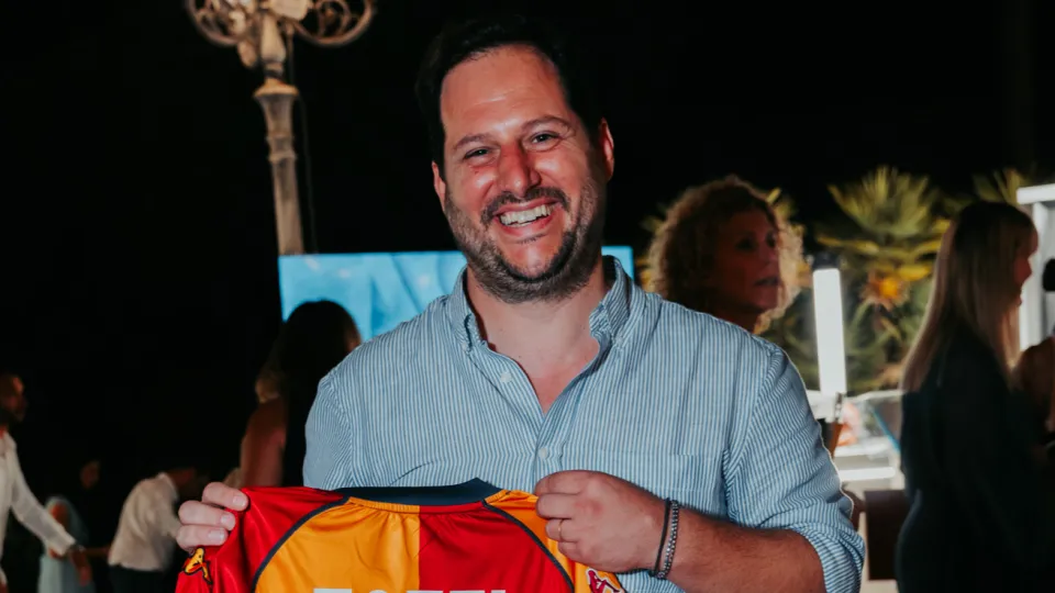 La maglia di Totti, battuta per 2.500 euro