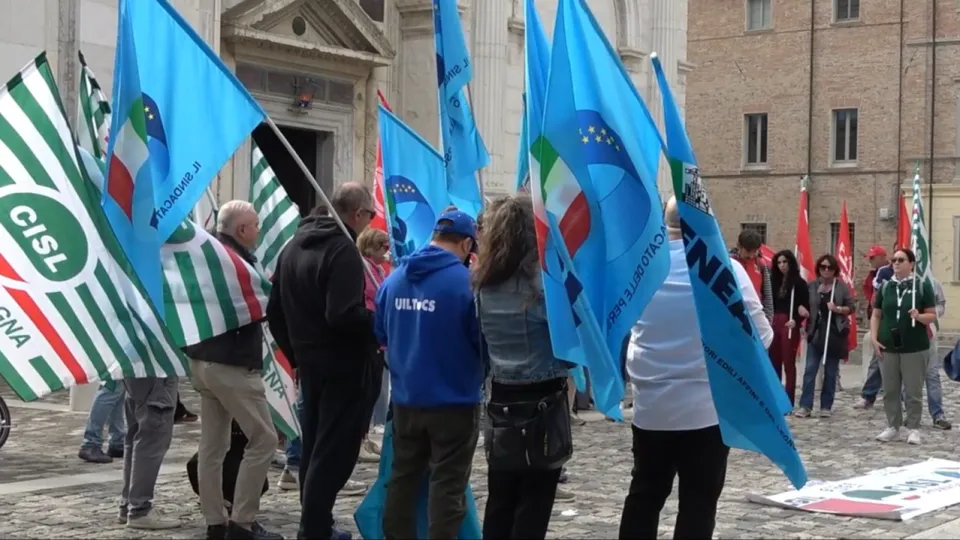 la manifestazione (@newsrimini)