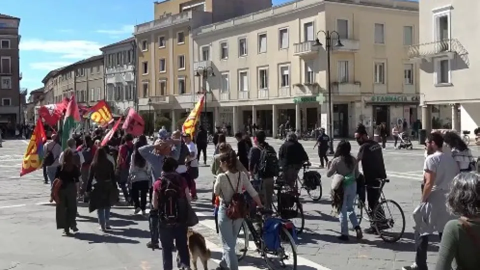 la manifestazione (@newsrimini)