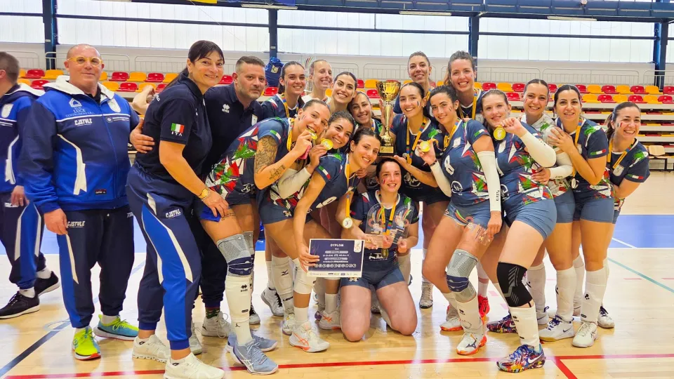 La Nazionale Femminile festeggia la vittoria