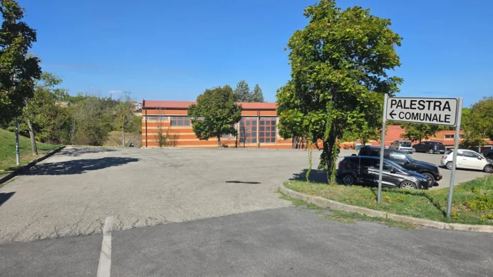 la palestra di via Abruzzi a Riccione
