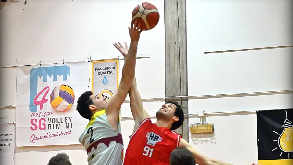 La palla a due (Foto @Alfio Sgroi)