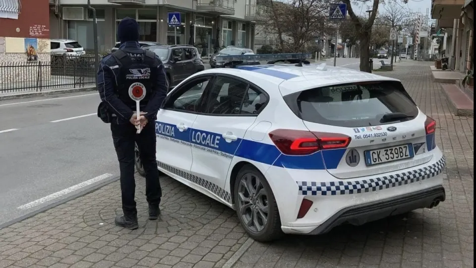 la polizia locale di Gatteo