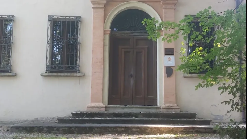 la porta d'ingresso del museo