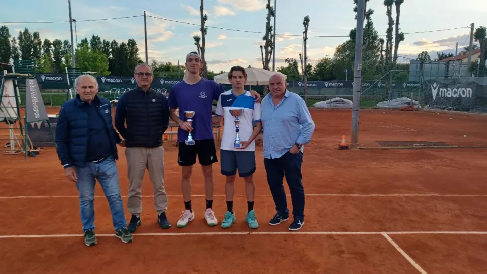 La premiazione del Memorial Sandrino Boschetti