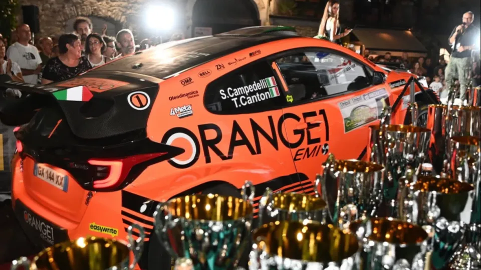 La premiazione di Simone Campedelli e Tania Canton