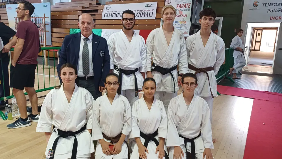 La rappresentativa dell'ASD Shotokan Karate Club Santarcangelo a Casale Monferrato