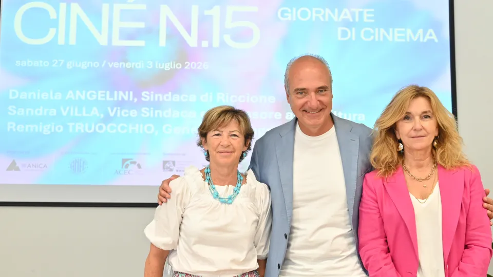 La sindaca e la vice sindaca con Truocchio, GM di Cinè