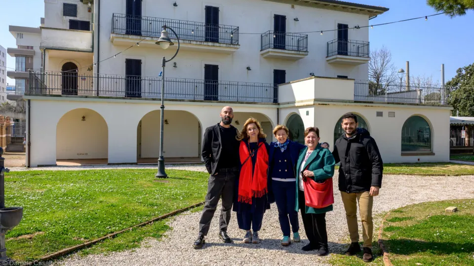 La sindaca e parte della Giunta alla Villa