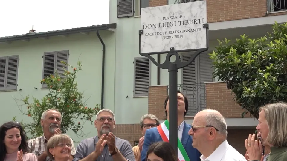 la targa per la nuova denominazione
