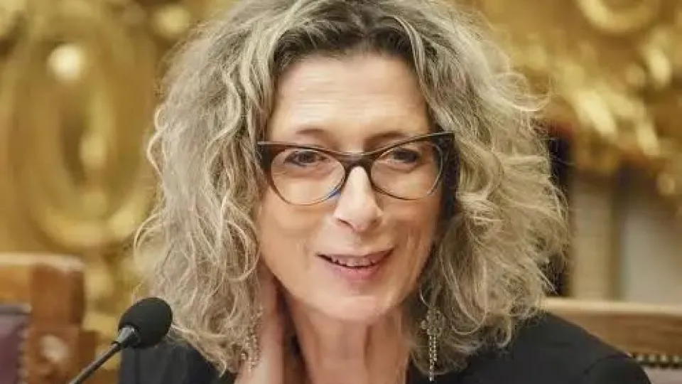 la vicepresidente del Senato Anna Rossomando