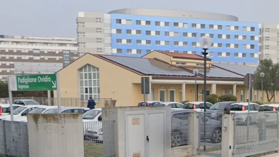 l'accesso su via Ovidio